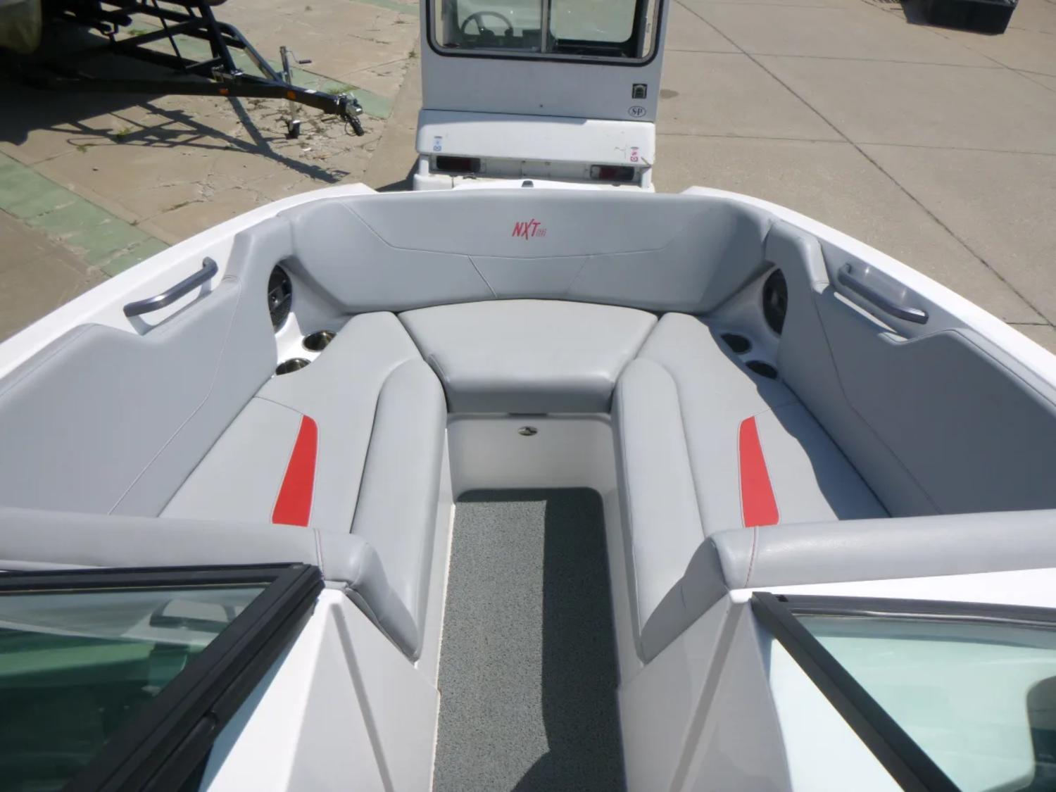 2022 MasterCraft NXT 22