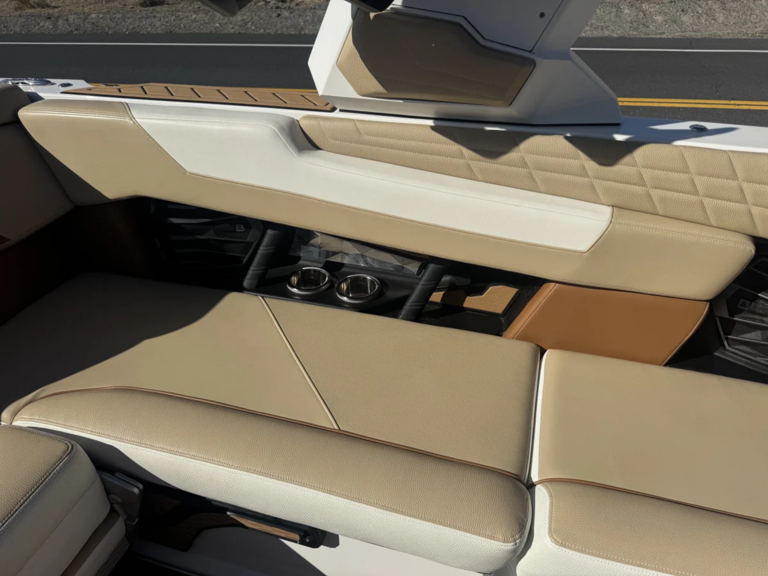 2022 - Nautique - Super Air Nautique G23 with GT trailer