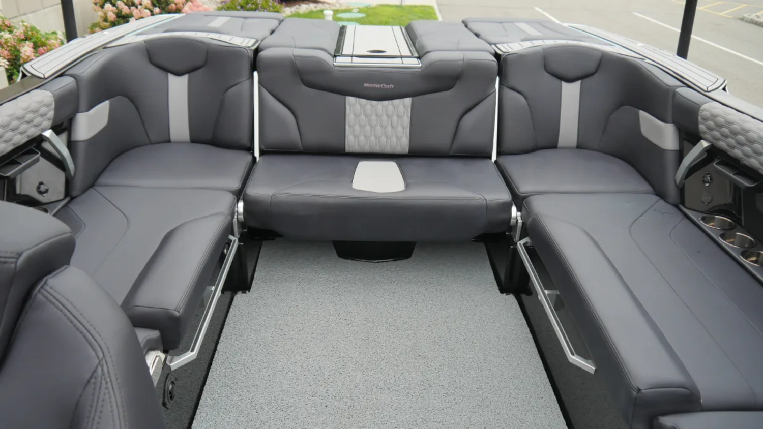 2022 MasterCraft XT24