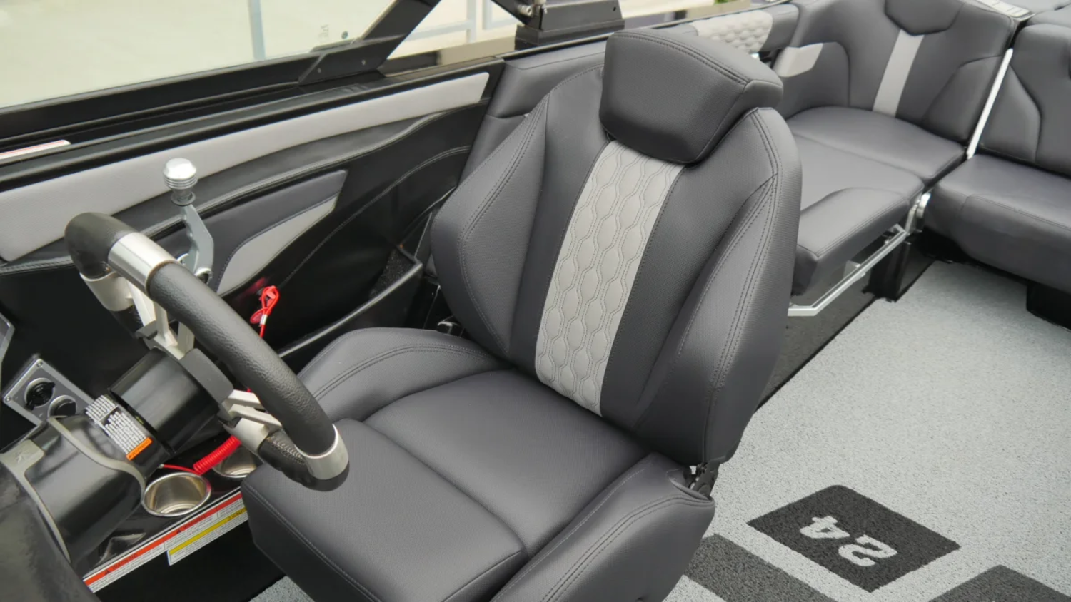 2022 MasterCraft XT24
