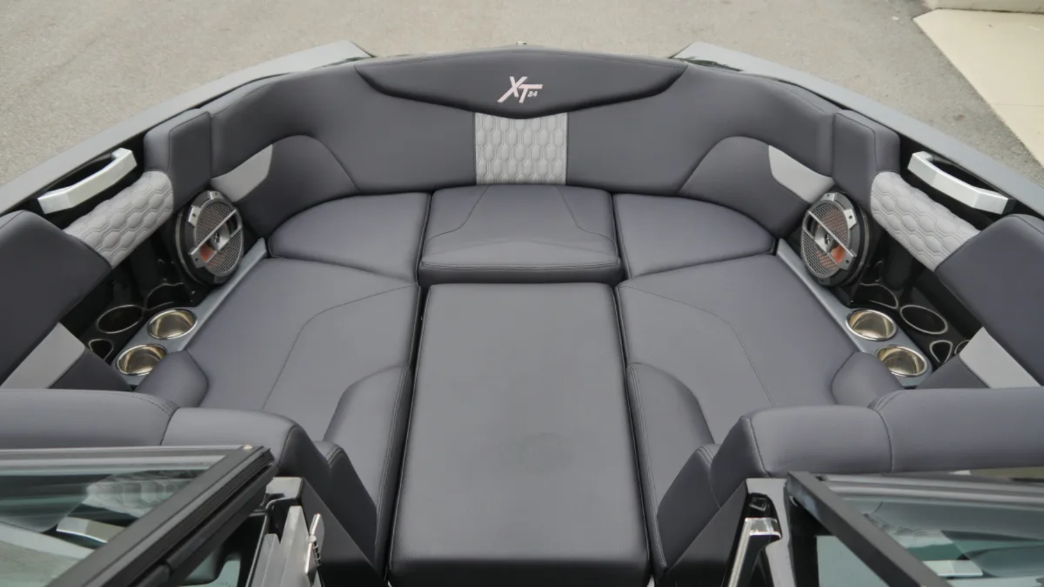 2022 MasterCraft XT24