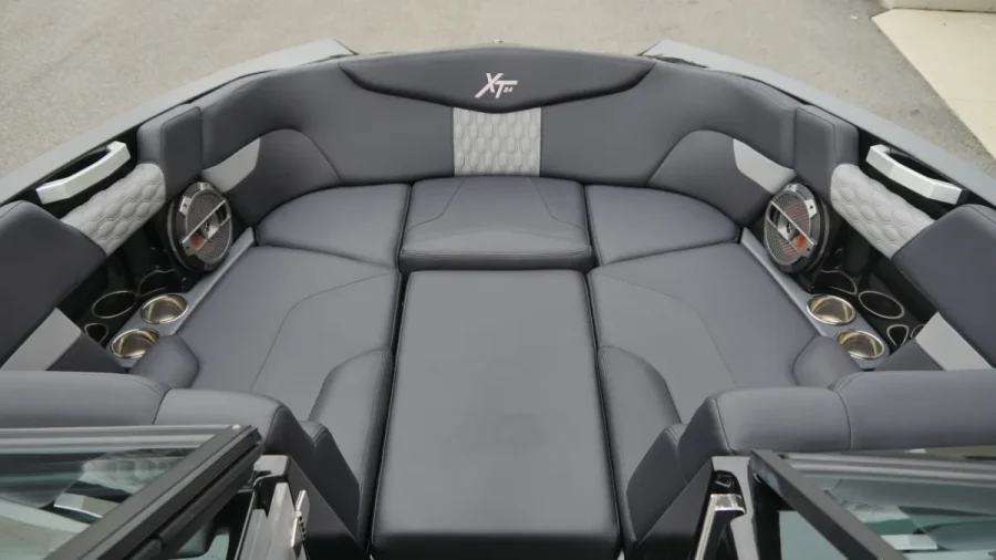 2022-mastercraft-xt24-142330-image13.webp