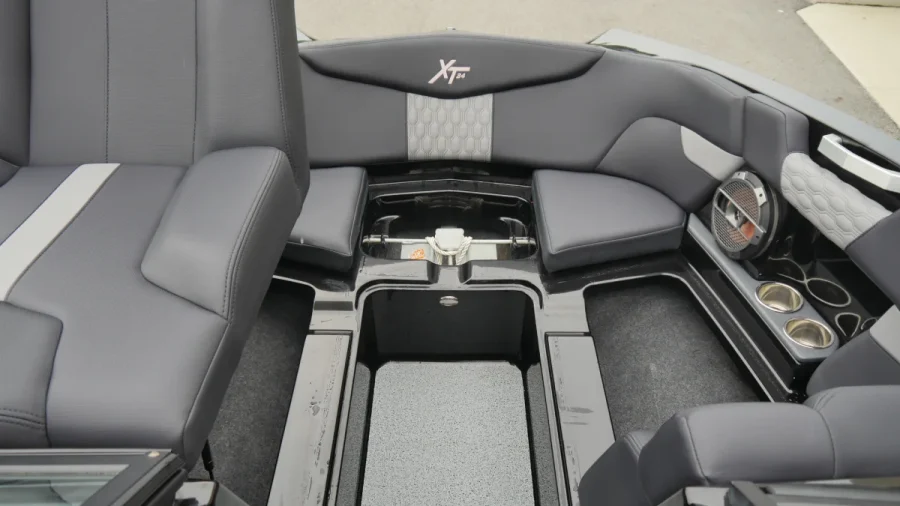 2022-mastercraft-xt24-142330-image15.webp