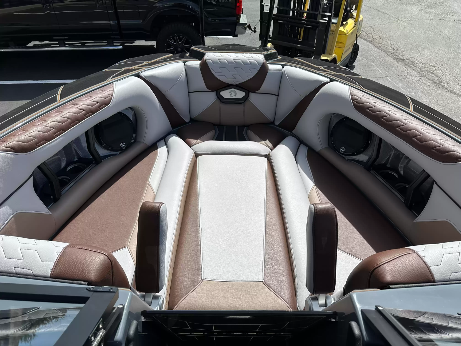 2026 Centurion RI245