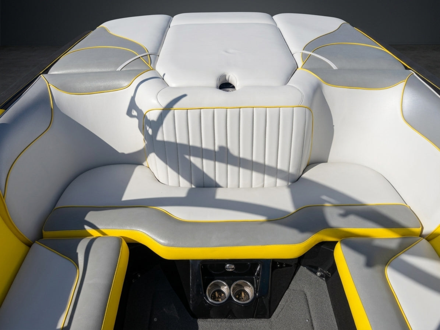 2018 Sanger Boats SV237
