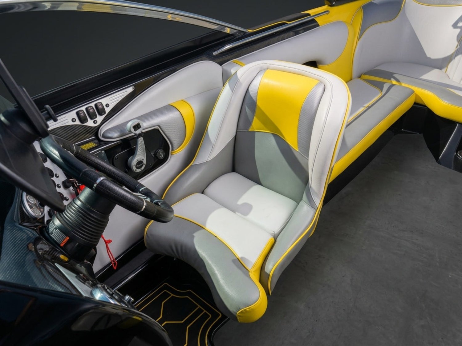 2018 Sanger Boats SV237