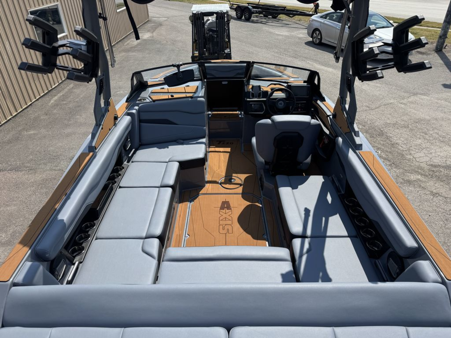 2026 Axis Wake Research T220