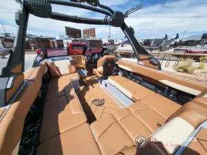 2027-malibu-wakesetter-23-lsv-142355-image12