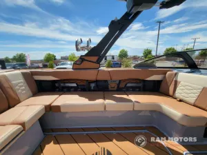 2027-malibu-wakesetter-23-lsv-142355-image16