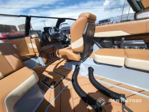 2027-malibu-wakesetter-23-lsv-142355-image19