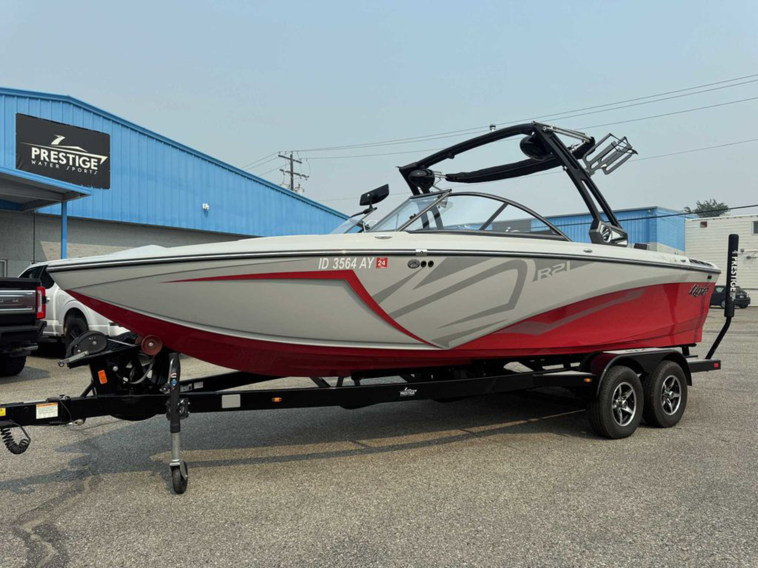 2018 Tige R21