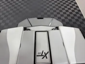 2018-mastercraft-xt22-142364-image19
