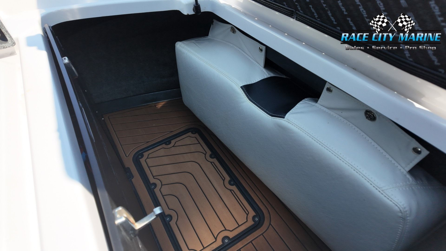 2015 Nautique G23