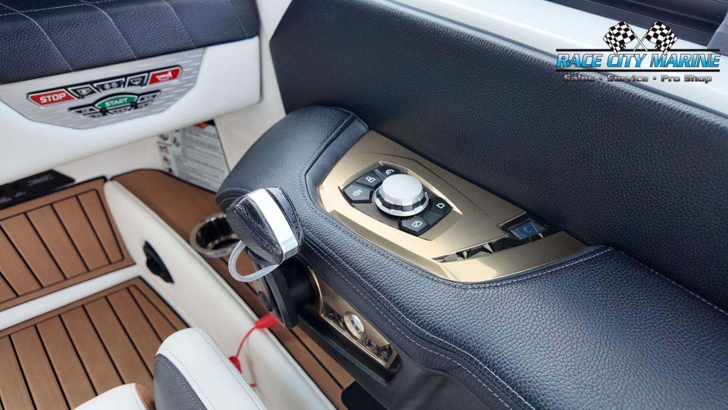 2022 Nautique G25