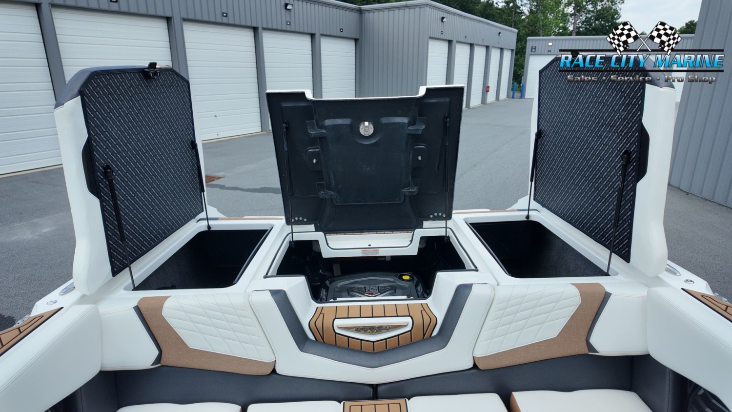 2022 Nautique G25