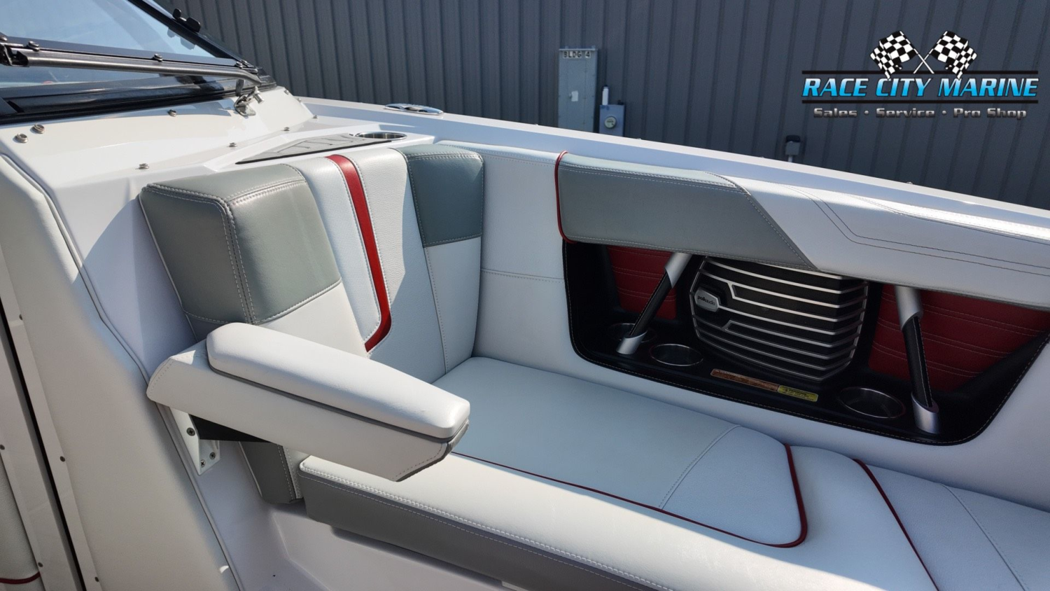 2013 Nautique G23