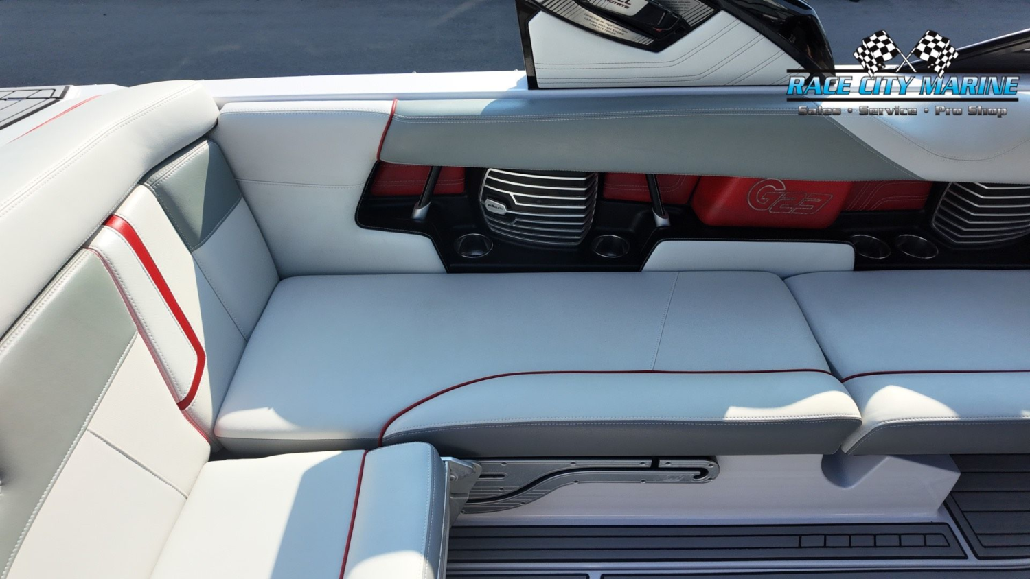 2013 Nautique G23