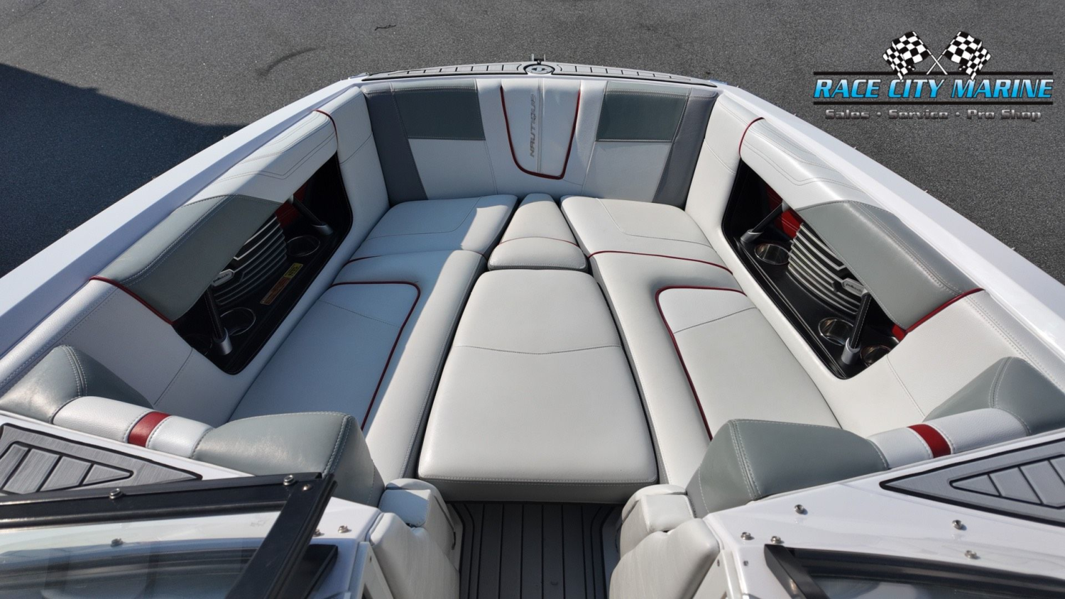 2013 Nautique G23