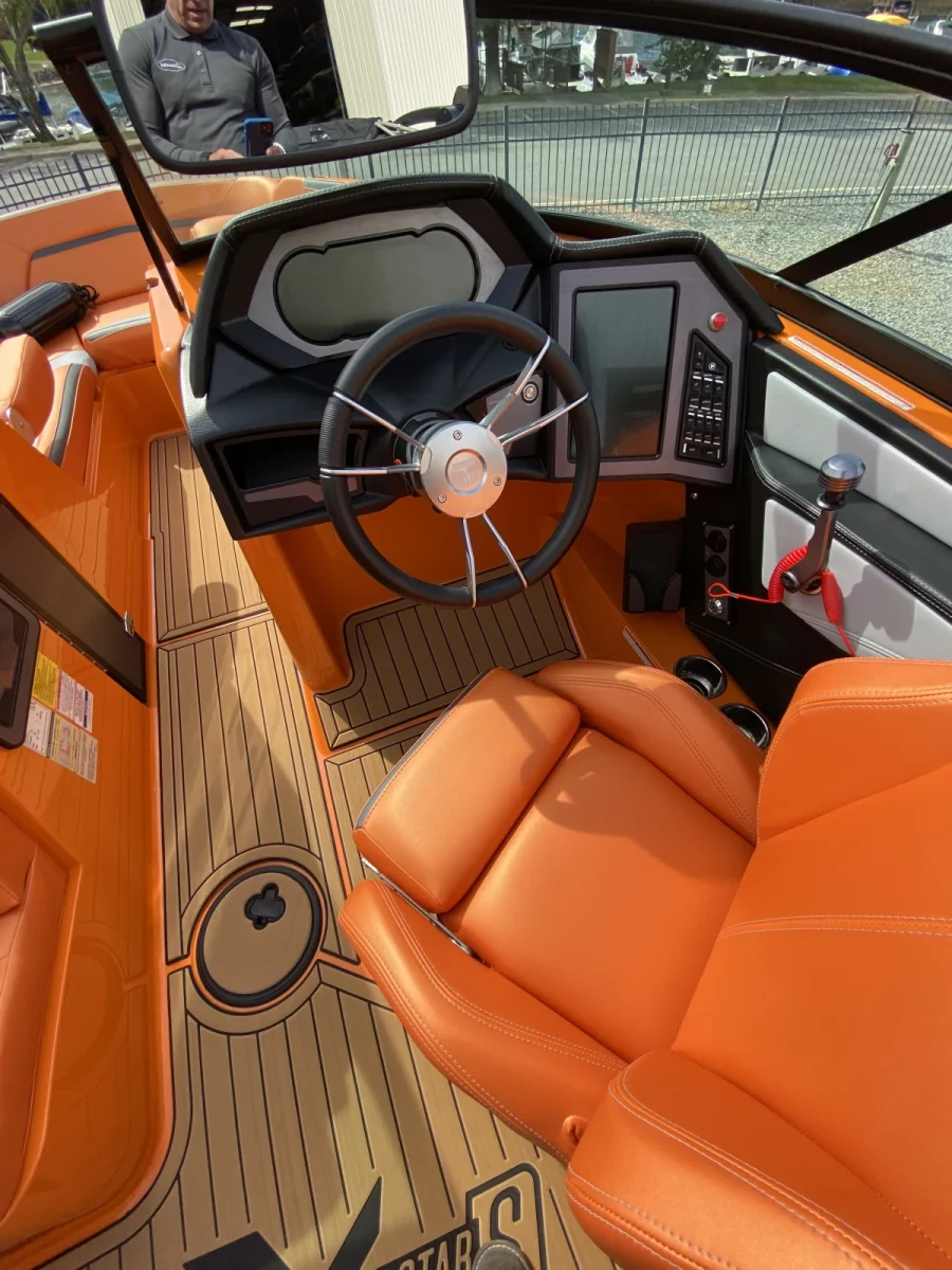 2022-mastercraft-x-star-142395-image15.webp