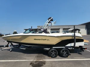 2023-mastercraft-nxt24-142404-image1.webp