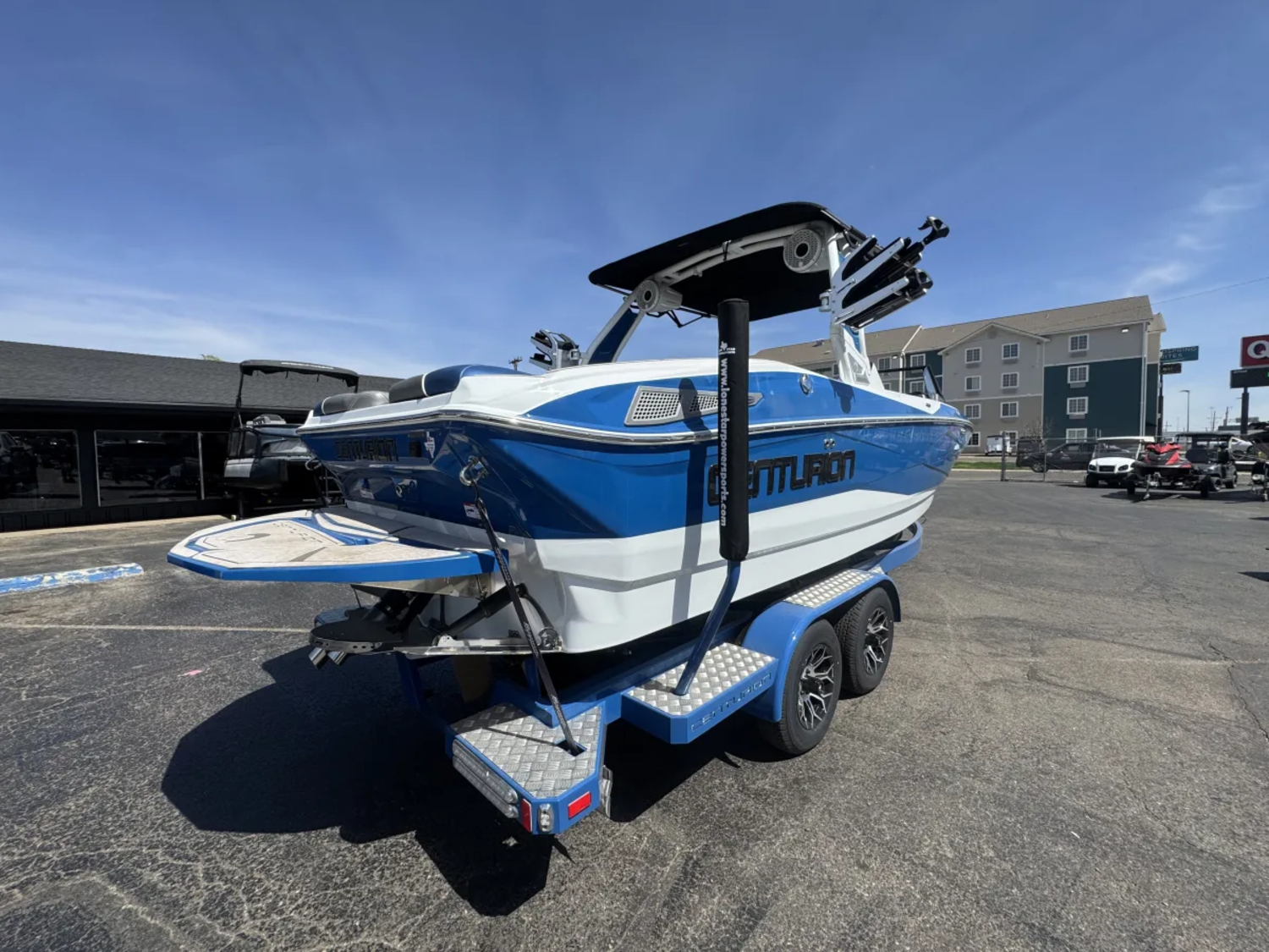 2025 CENTURION NV233