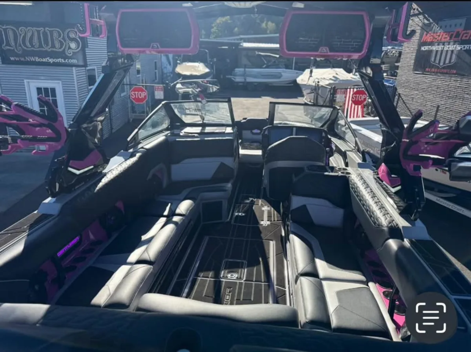 2025 Centurion Boats Ri245