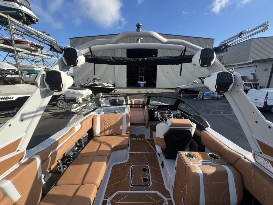 2026-malibu-wakesetter-25-lsv-142456-image13