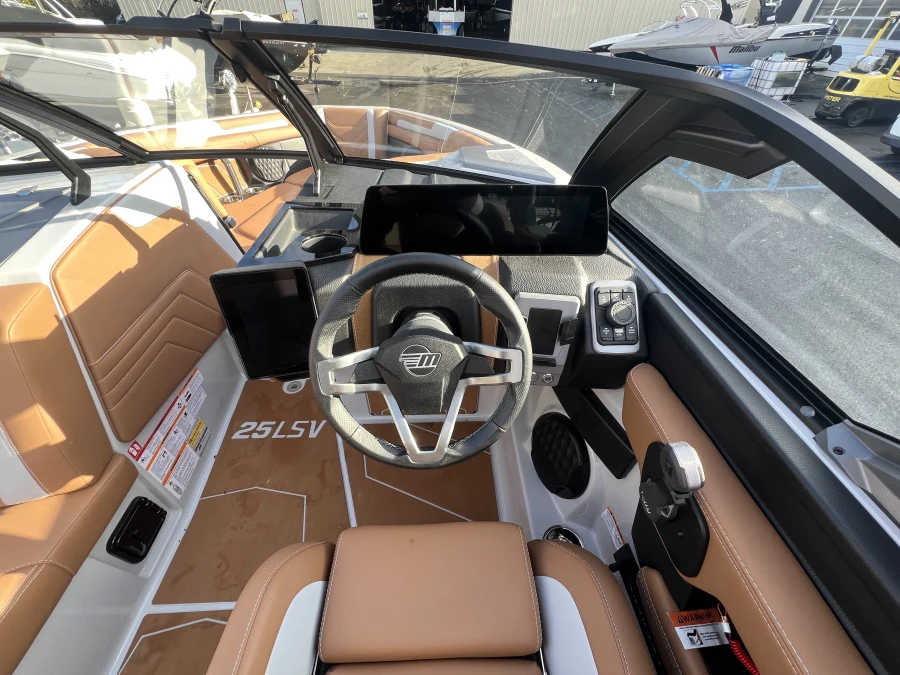 2026-malibu-wakesetter-25-lsv-142456-image16