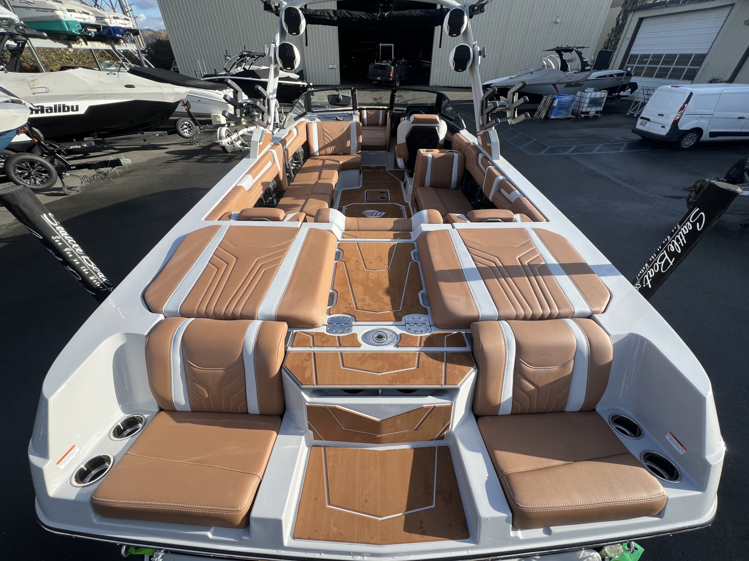 2026 Malibu 25LSV