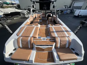 2026-malibu-wakesetter-25-lsv-142456-image2