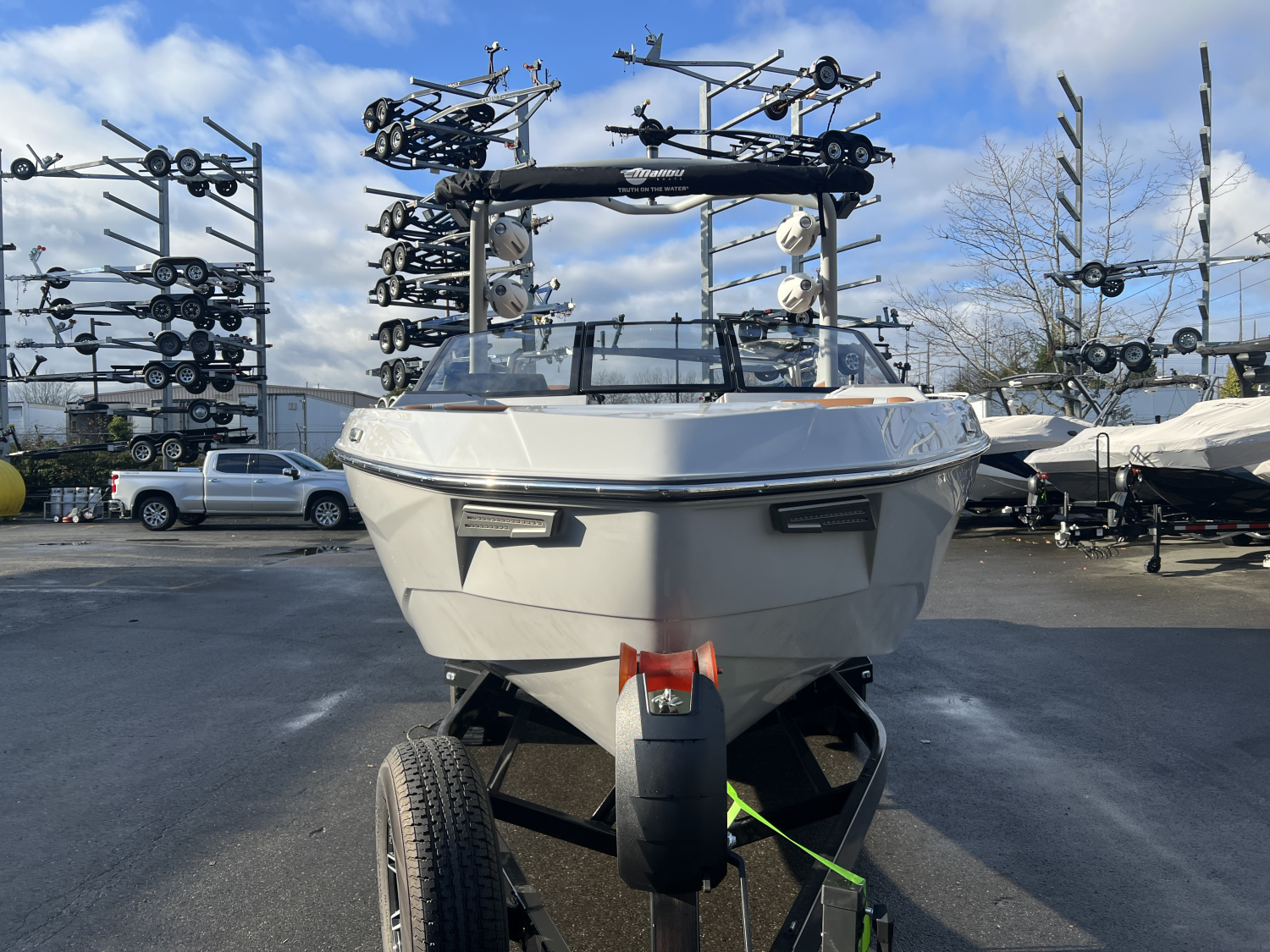 2026 Malibu 25LSV