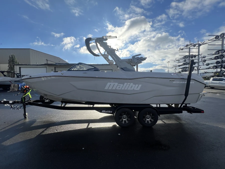 2026-malibu-wakesetter-25-lsv-142456-image6