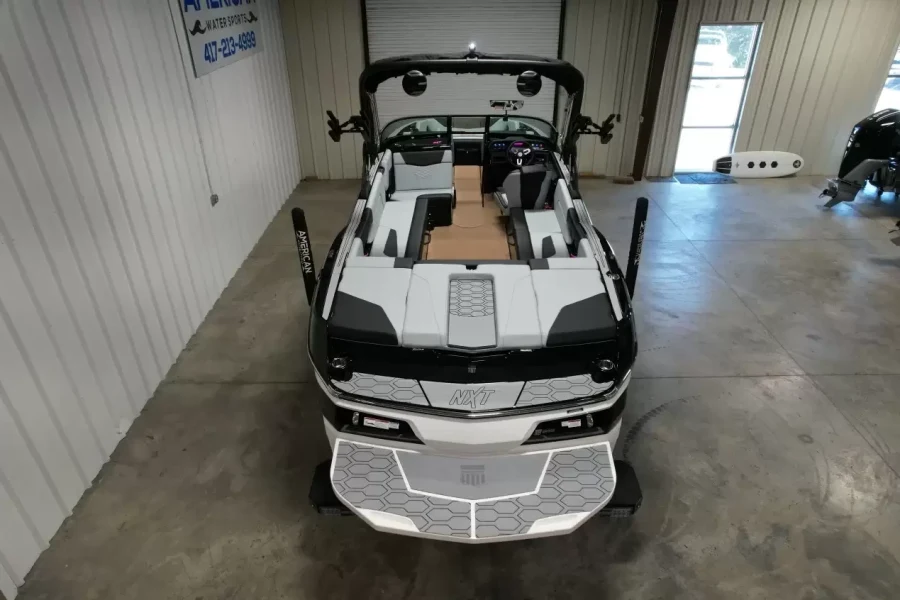 2027-mastercraft-nxt24-142463-image15
