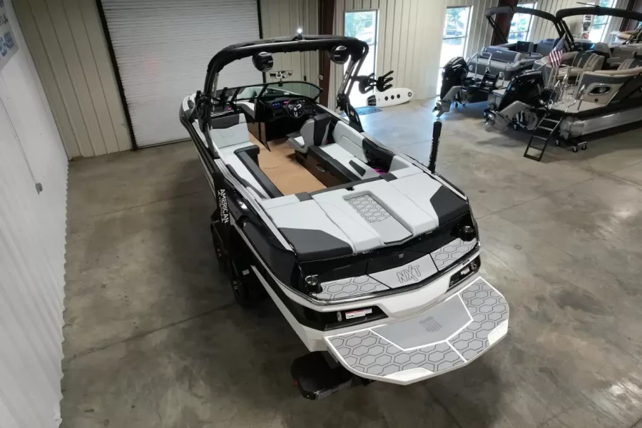 2027-mastercraft-nxt24-142463-image18
