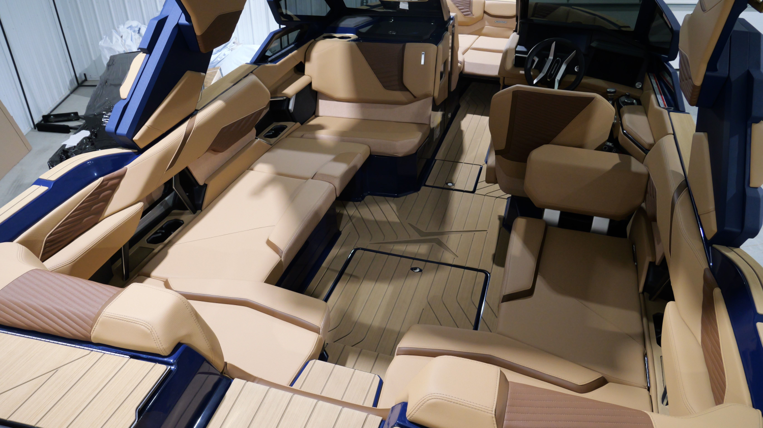 2027 MasterCraft X23