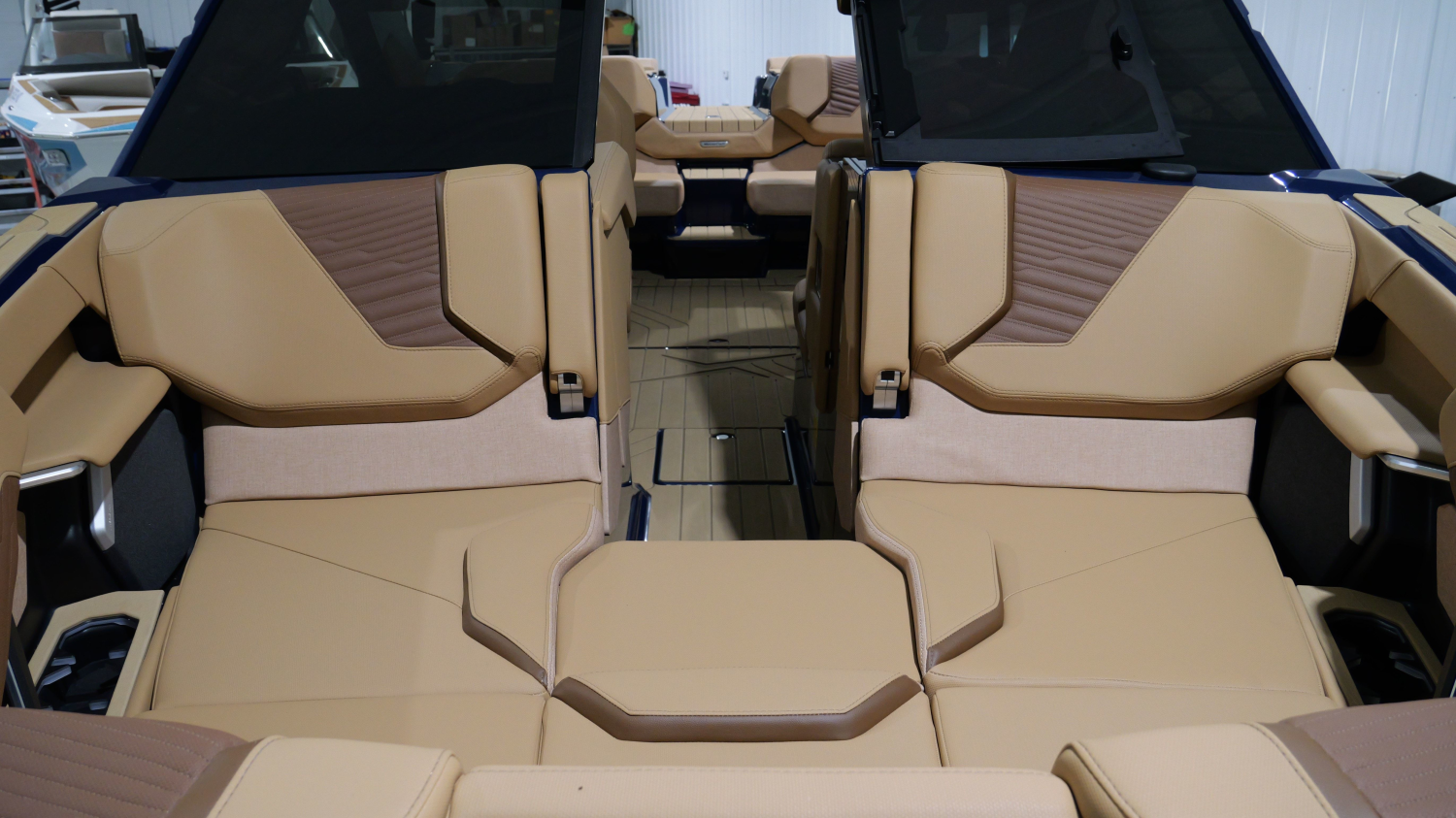 2027 MasterCraft X23