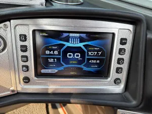 2015-mastercraft-x30-142473-image11