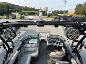 2015-mastercraft-x30-142473-image21