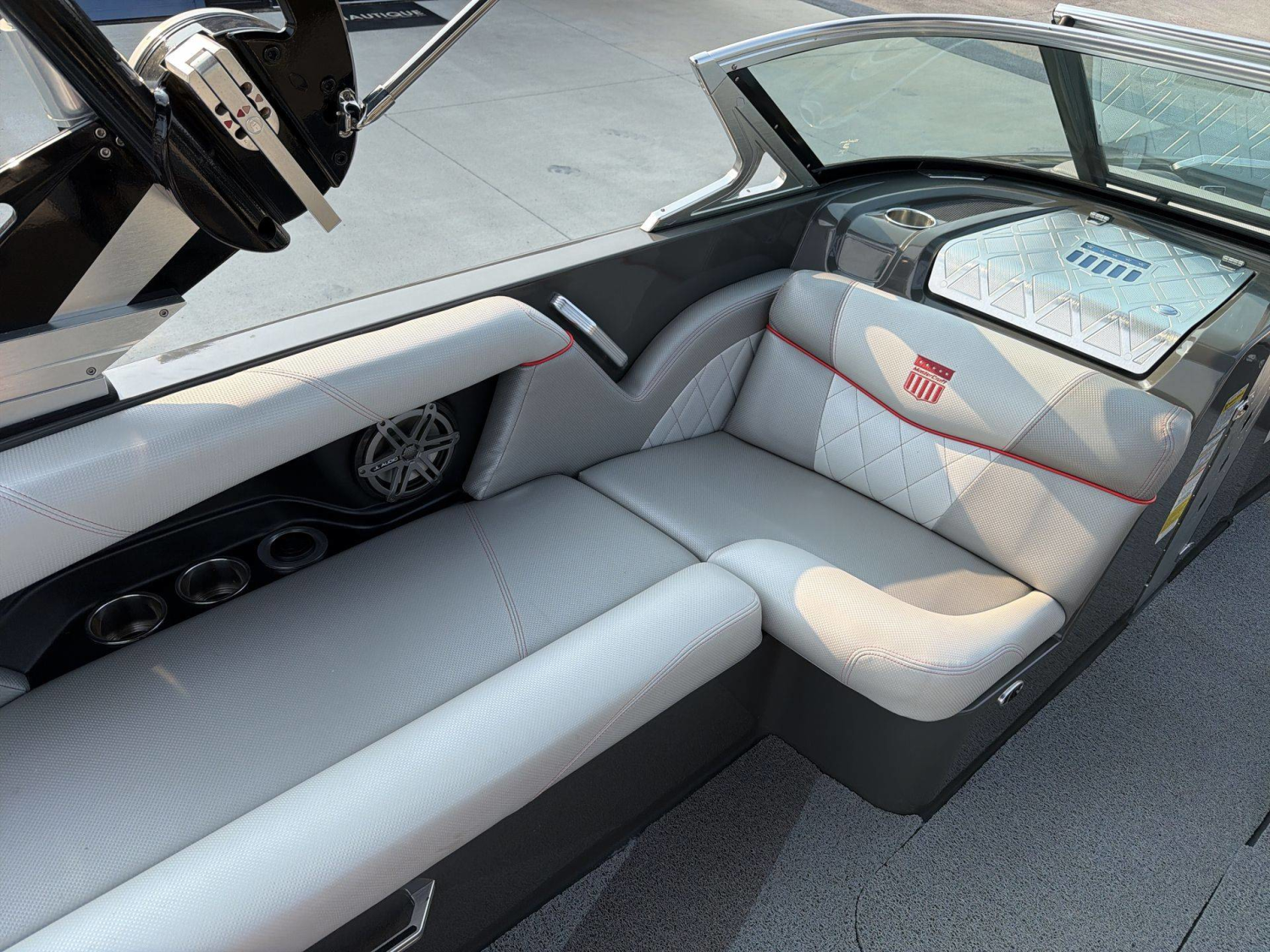 2015 MasterCraft X30