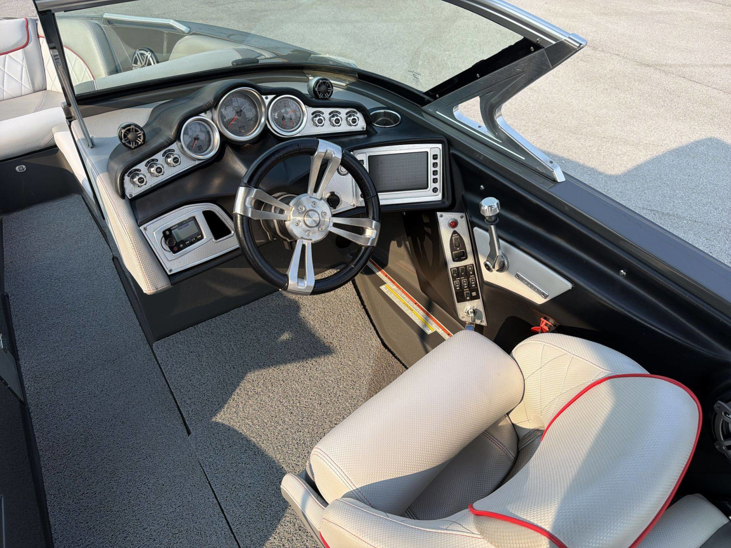 2015 MasterCraft X30