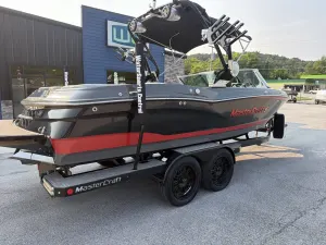 2015-mastercraft-x30-142473-image28
