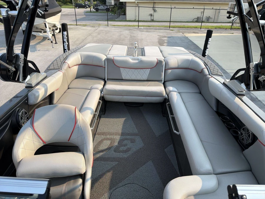 2015-mastercraft-x30-142473-image30