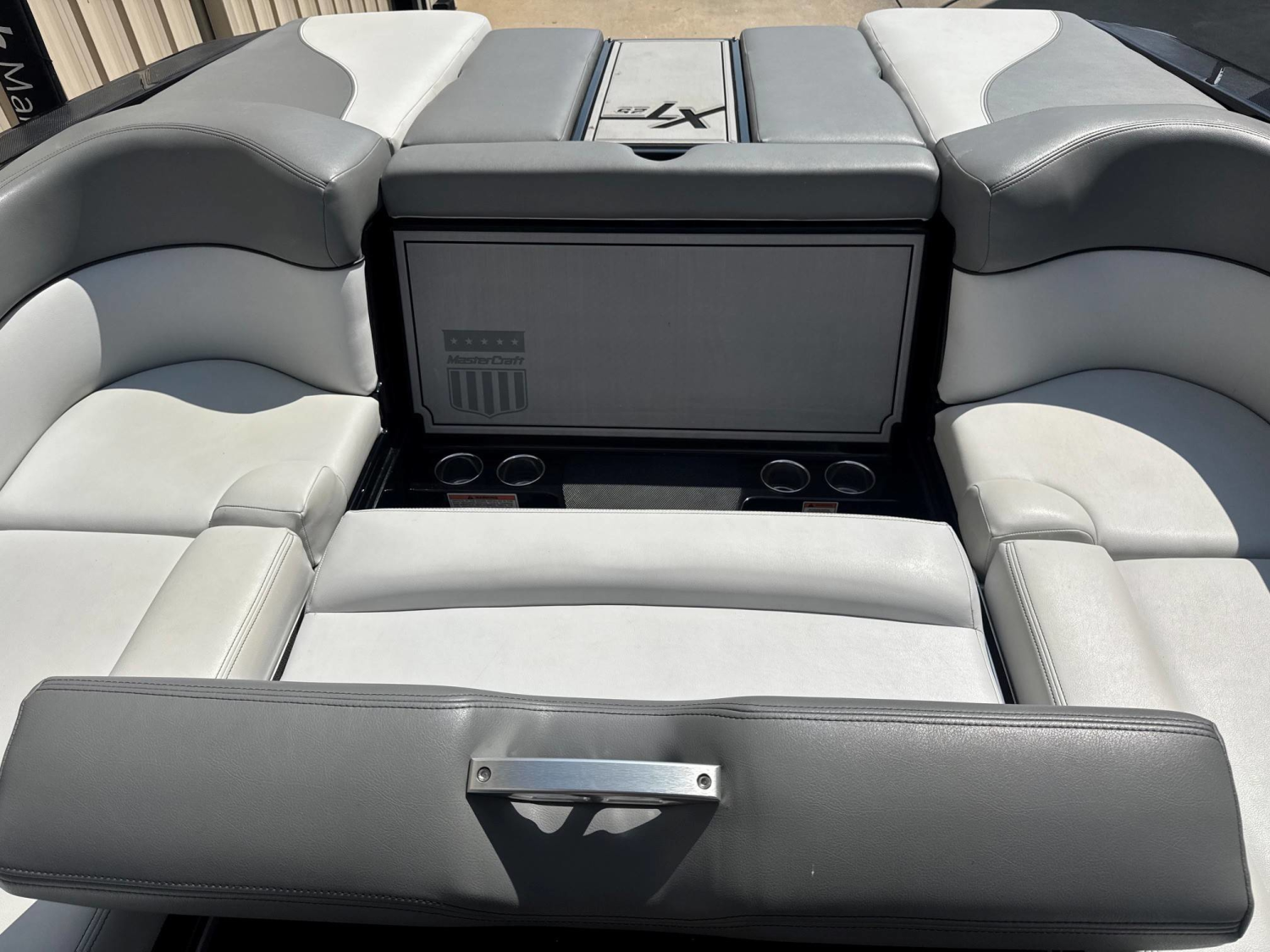 2019 MasterCraft XT25