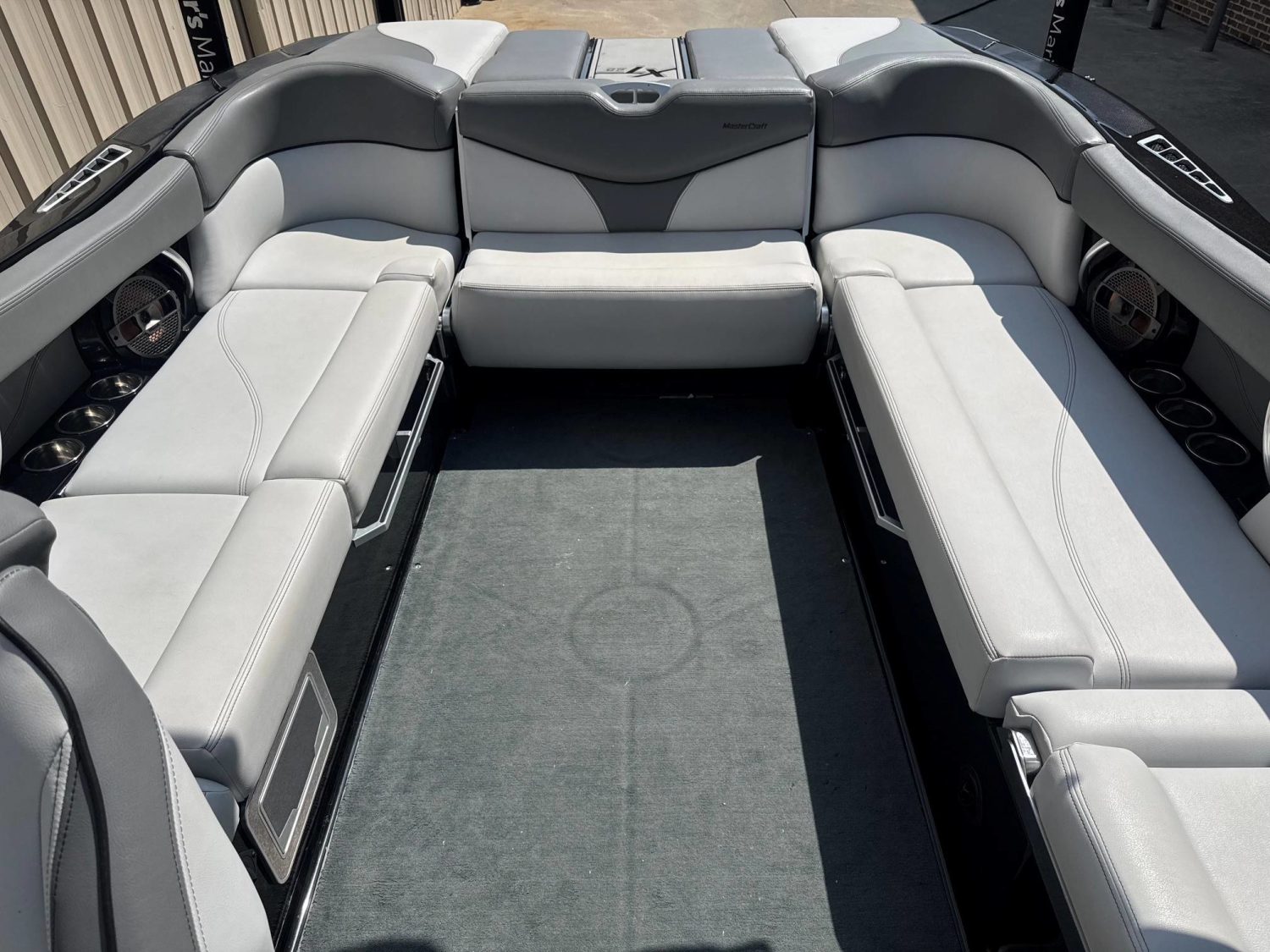 2019 MasterCraft XT25