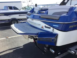 2018-malibu-wakesetter-24-mxz-140306-image1.webp