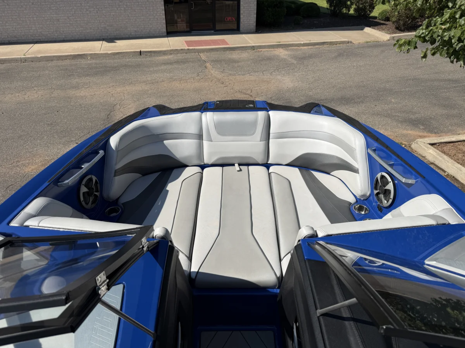 2018 Malibu 24MXZ