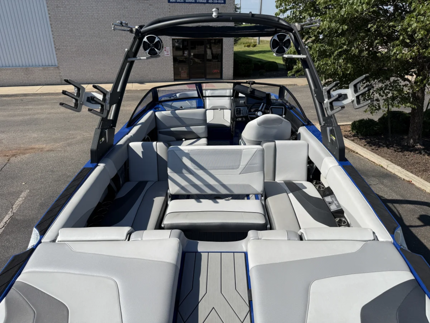 2018 Malibu 24MXZ