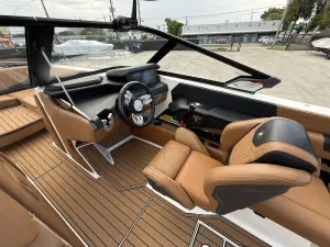 2021-nautique-g25-140313-image10.webp