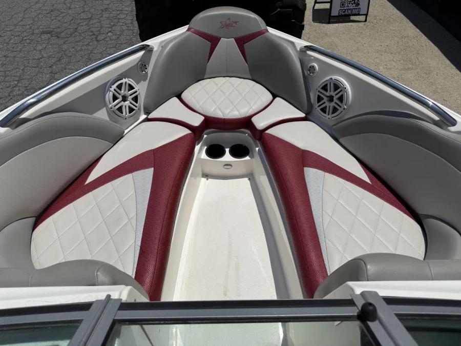 2009-mastercraft-x14-140316-image1.webp
