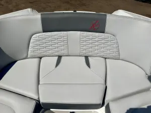 2019-mastercraft-x22-140317-image12.webp